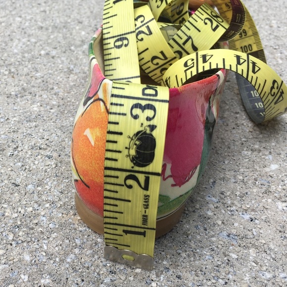 Stuart Weitzman Patent Leather Resort Wear Flats - Picture 13 of 16